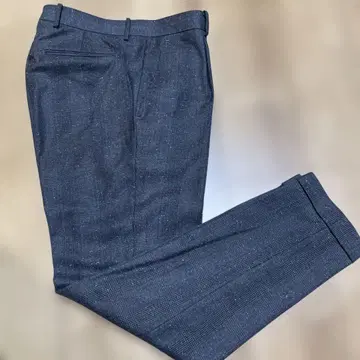 다크 그레이 체크 무늬 슬랙스