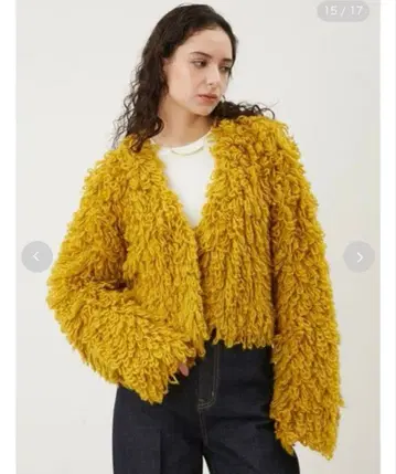 [ Mila Owen ] 크롭 루프 얀 가디건