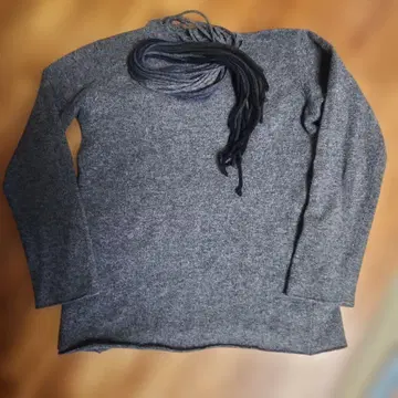 요건 레일 스웨터