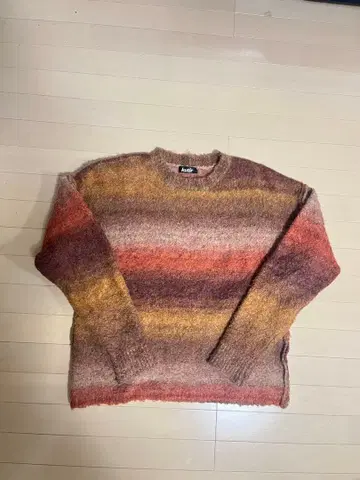 kutir 스트라이프 크루넥 니트