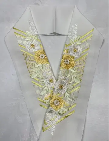 미사용 t-043 장식용 깃 자수 후리소데 성인식 사야형 격자무늬