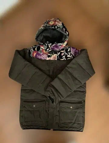 도둑 일기 일본풍 패턴 후드 부착 다운 자켓