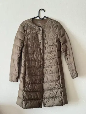 UNIQLO 유니클로 울트라 라이트 다운 M 사이즈