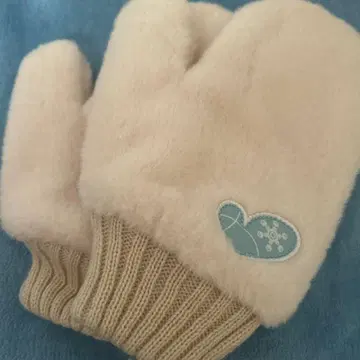 사에키 에이 미튼