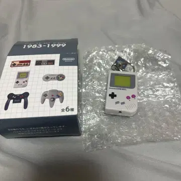 닌텐도 뮤지엄 게임보이 키링