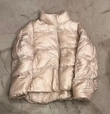 유니클로 울트라 라이트 다운 사이즈 L