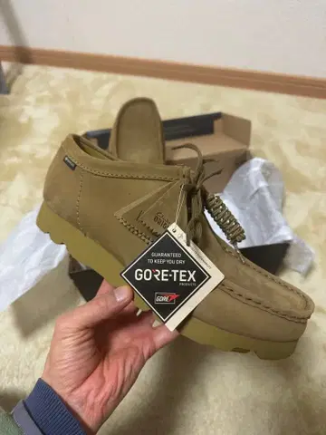 클락스 모카신 고어텍스 27cm 미사용
