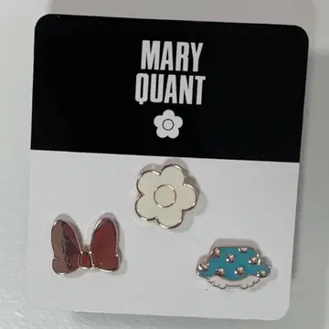 미개봉 새상품 마리콴트 MARY QUANT 디즈니 미니 귀걸이