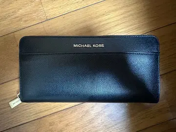 [ 새상품급 ] MICHAEL KORS 블랙 장지갑