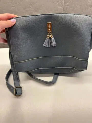 블루 그레이 태슬 포함 숄더백