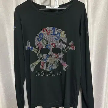 USUALIS 스컬 스톤 장식 티셔츠