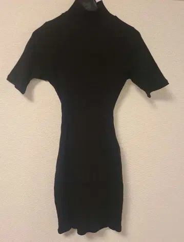 블랙 백리본 니트 원피스