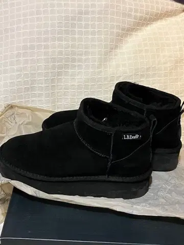 L.B.Evans Dede 통굽 어그 부츠 블랙