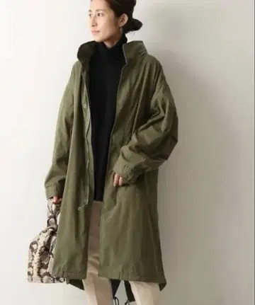 퀼팅 라이너 부착 필드 후드티 모즈 코트 FRAMEWORK