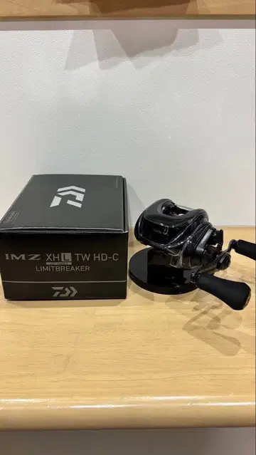 다이와 IMZ 리미트 브레이커 XHL 솔트 커스텀 200 스풀 포함