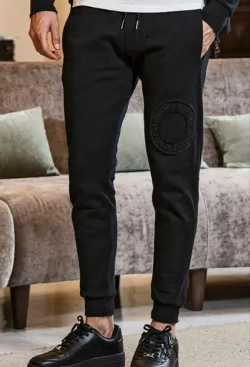 1PIU1UGUALE3 RELAX 맨투맨 블랙 xl