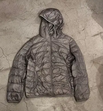 유니클로 울트라 라이트 다운 사이즈 L