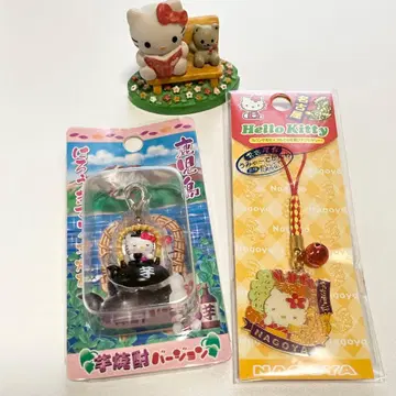 헤이세이 레트로 헬로키티 키링 지퍼 마스코트 입상 인테리어