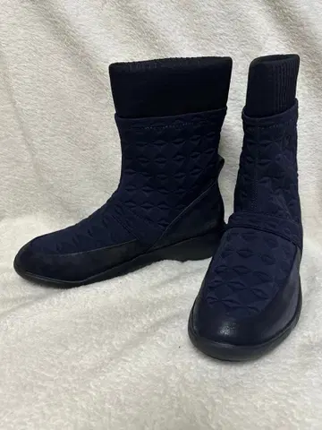 핏핏 23.5cm 부츠 네이비 블랙 퀼트