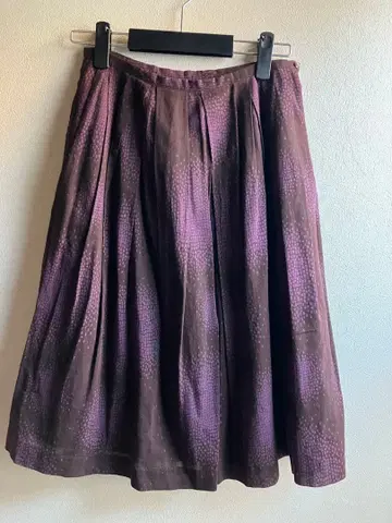 샐리 스콧 무릎 기장 플레어 스커트 M 사이즈