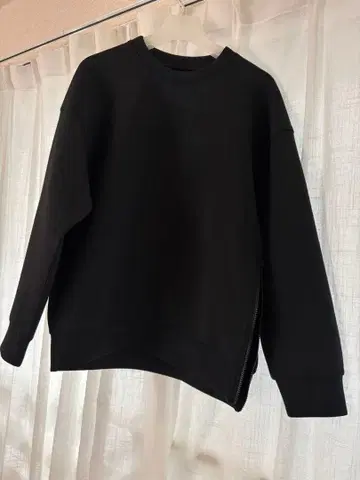 유니클로 x 띠어리 울트라 스트레치 드라이 맨투맨 풀오버 블랙 L