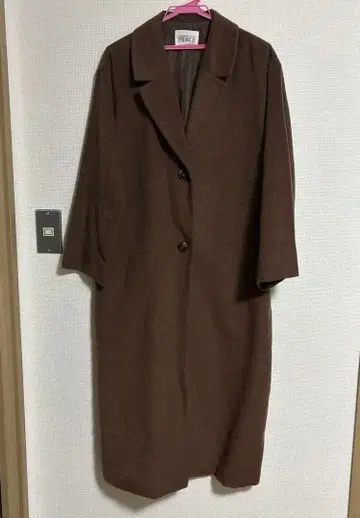PEACE 브라운 롱 코트