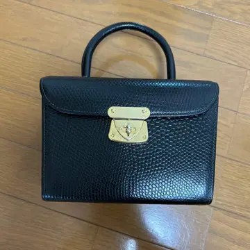 블랙 가죽 핸드백 박스형