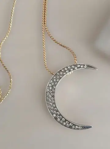 ADER 펜던트 문 목걸이