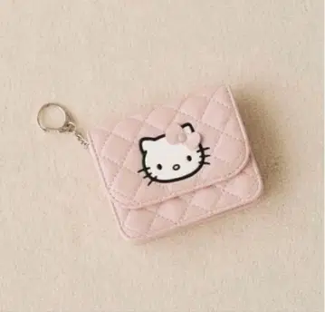 LOWRYSFARM 헬로키티 퀼팅 카드 케이스 키 참 핑크