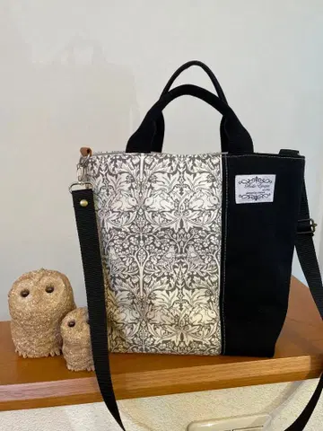 핸드메이드 백 사선 가케 백 윌리엄 모리스 블랙 캔버스