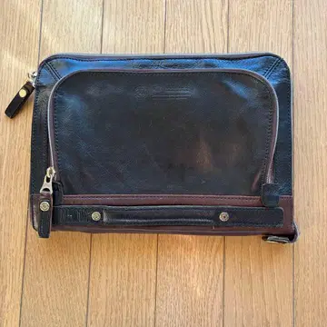 DOUBLES 클러치백 숄더백