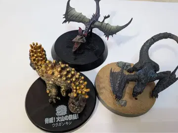 몬스터 헌터 피규어 3개 세트 중고