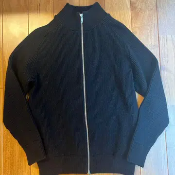 UNITED TOKYO 블랙 집업 스웨터 사이즈 3