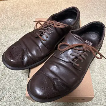 CAMPER 캠퍼 플랫슈즈 42