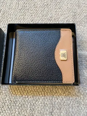 가죽 이단 접이식 지갑