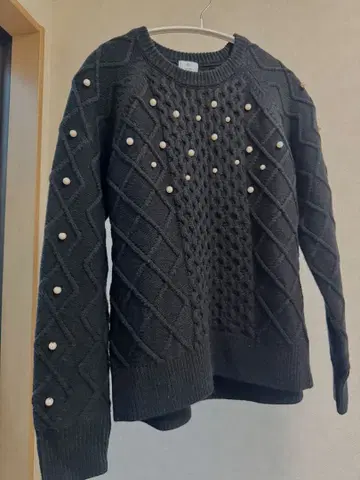 K 케이블 니트 스웨터 블랙 (쿠미쿄쿠) 미사용