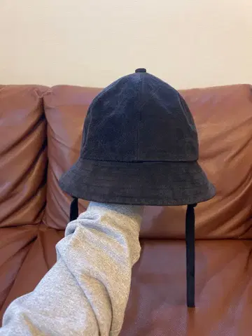 Indietro Association PIG SUEDE METRO HAT