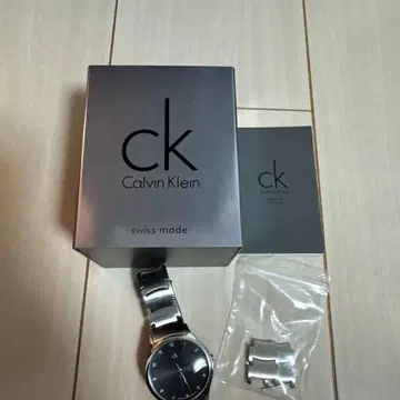 Calvin Klein 손목시계