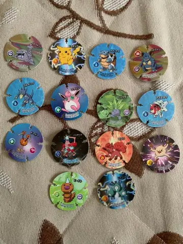 포켓몬 하이퍼볼 칩 14개와 메달 4개 세트