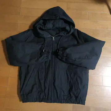 유니클로 U 블랙 후드 부착 점퍼