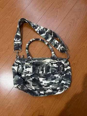 LAGUA GEM 카모플라쥬 숄더백