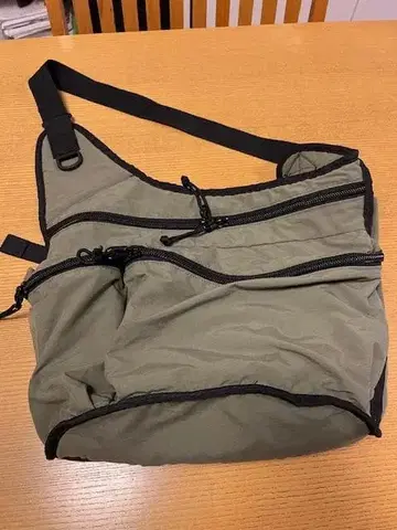 MT. RAINIER DESIGN 하이스탠다드 3D 숄더백