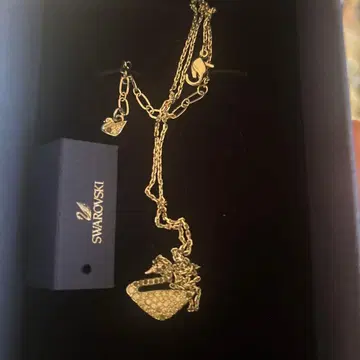 Swarovski 골드 핸드백 목걸이