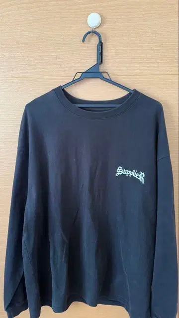 SUPPLIER 트레이닝복