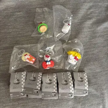 헬로키티 아메리칸 메지루시 참 가챠