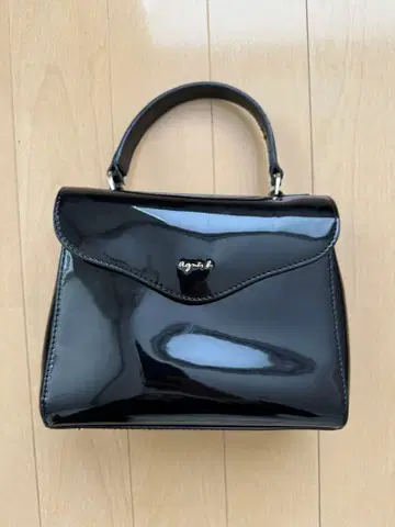 아그네스베 agnes b 블랙 에나멜 백