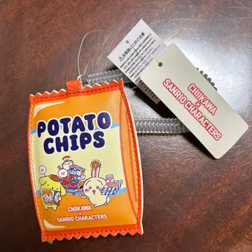 치이카와 (먼작귀) 산리오 페이크 다이컷 패스 케이스 토끼 폼폼푸딩