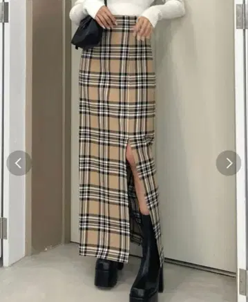 EMODA 슈퍼 하이웨스트 슬릿 스커트