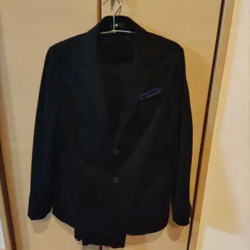 UNIQLO 블랙 수트 160