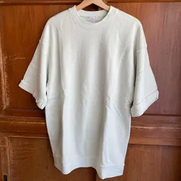 STUDIO SEVEN 초기 맨투맨 라이트 그린 M 사이즈